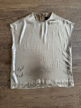 Banana Republic Metallic Gold Top | Size Small | Like New